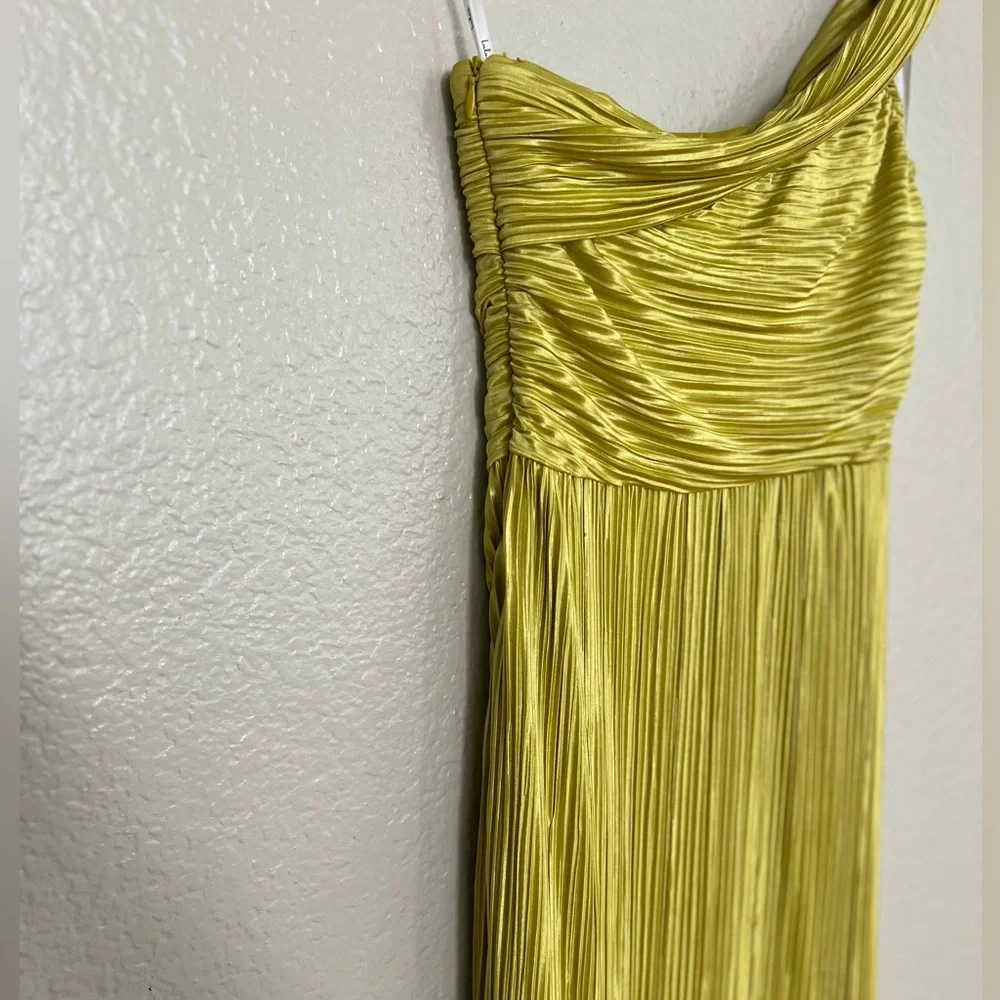 NWOT Poised Performance Chartreuse Plisse One-Shoulder Maxi Dress - Picture 9 of 9